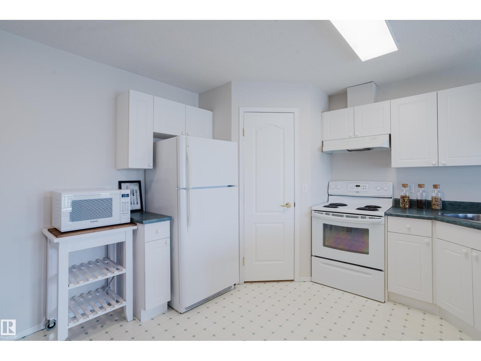#435 13441 127 ST NW - 14