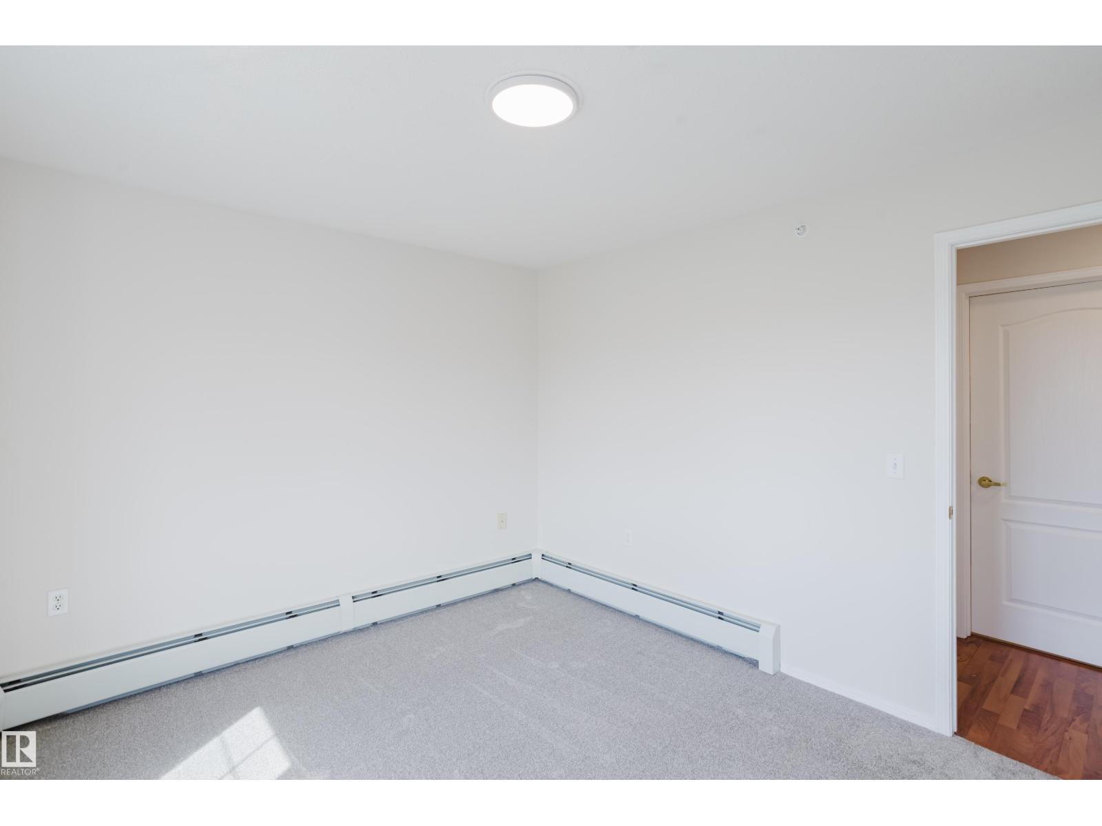 #435 13441 127 ST NW - 32
