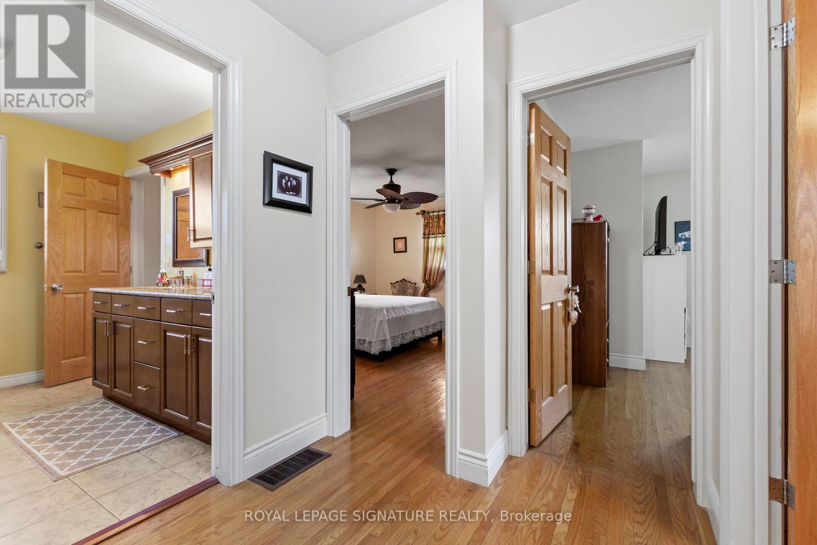 58 CENTENNIAL PARKWAY S - 17