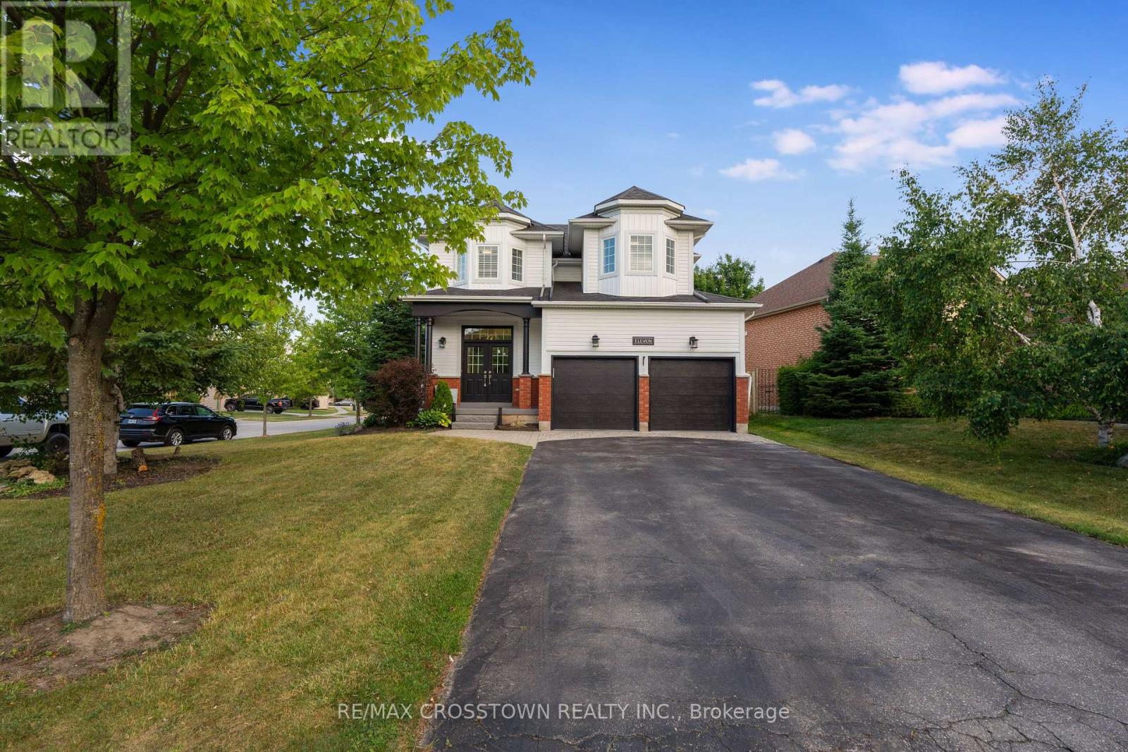 11 KENSINGTON TRAIL - 2