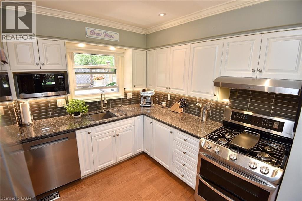 9 SAN FERNANDO Drive - 12
