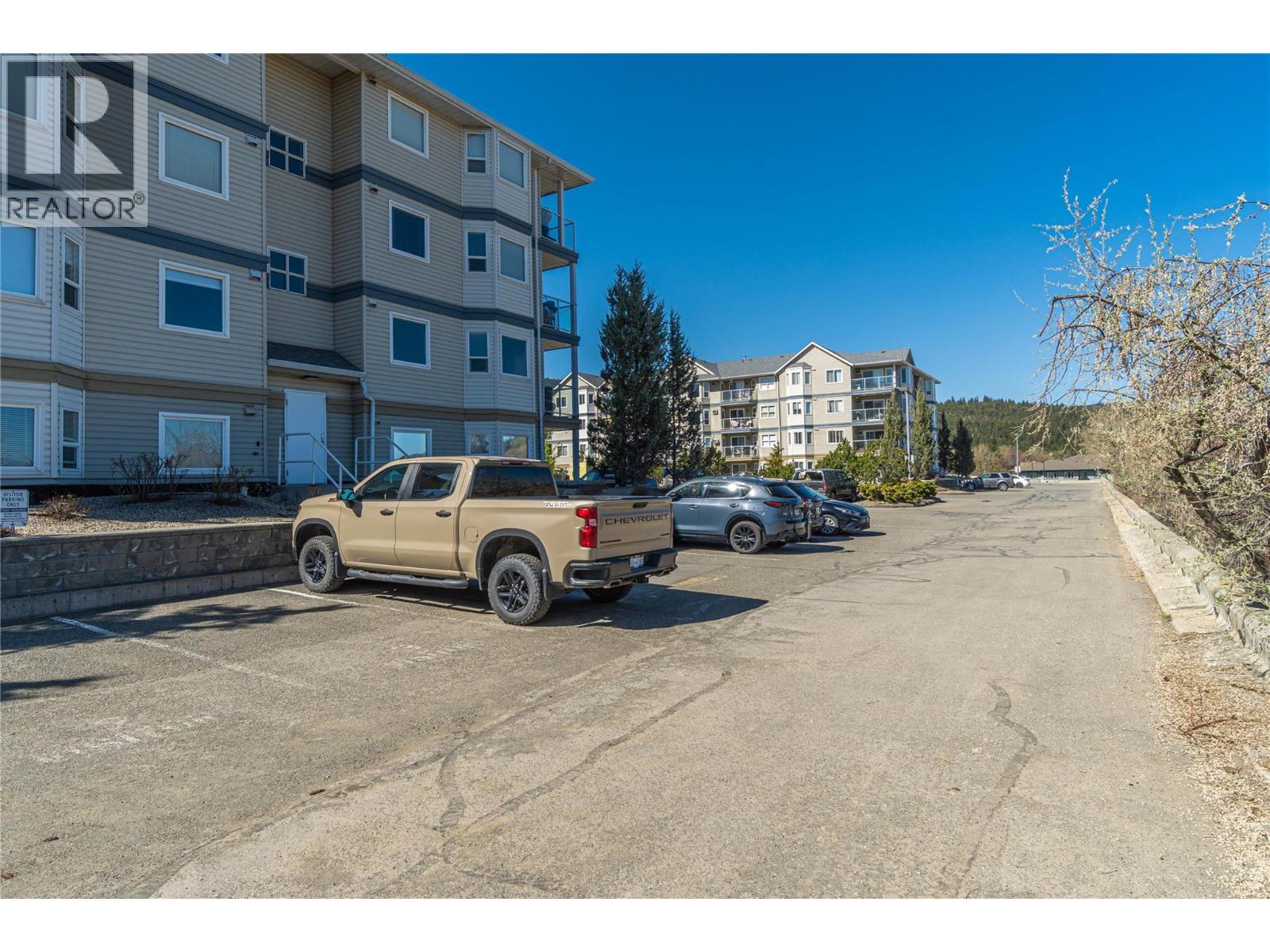 #406 1160 HUGH ALLAN Drive - 19