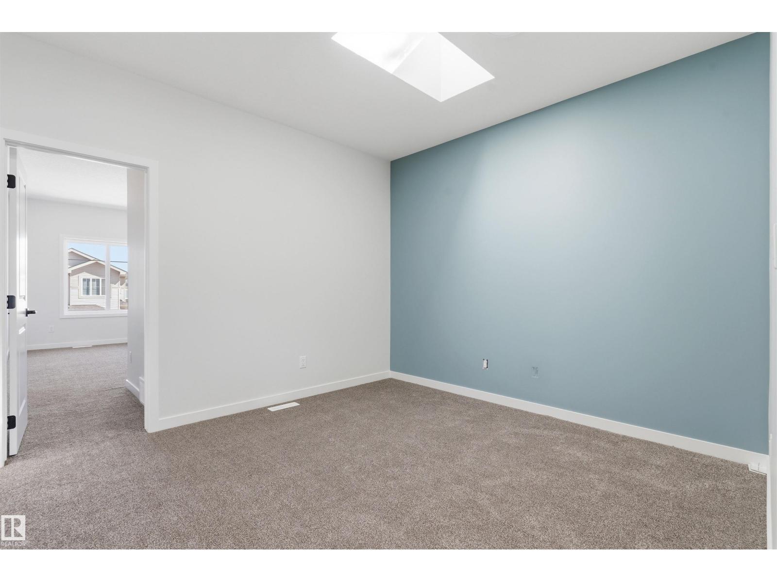 8727 181 AV NW - 18