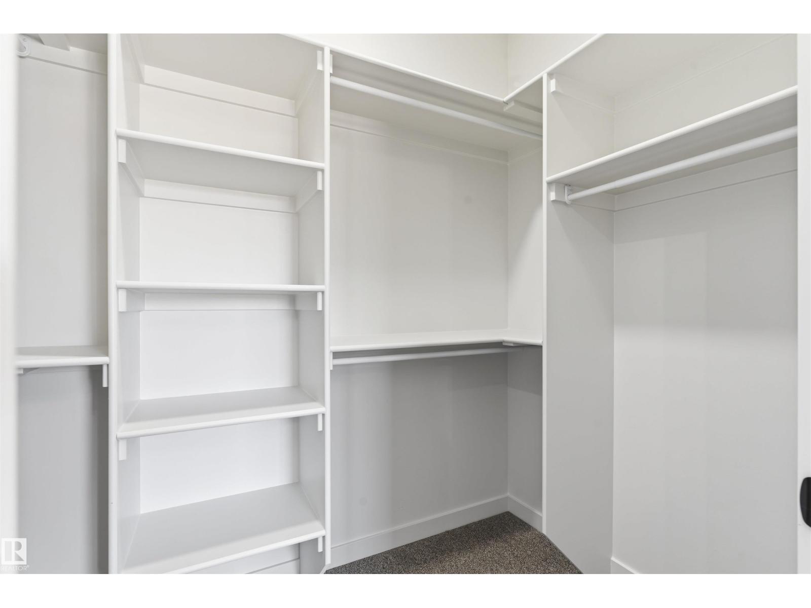 8727 181 AV NW - 19