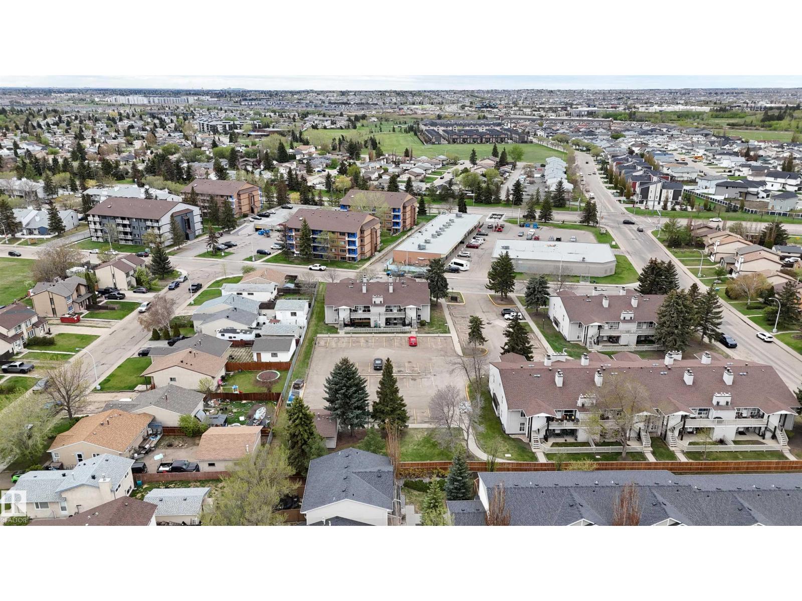 15017 26 ST NW - 36