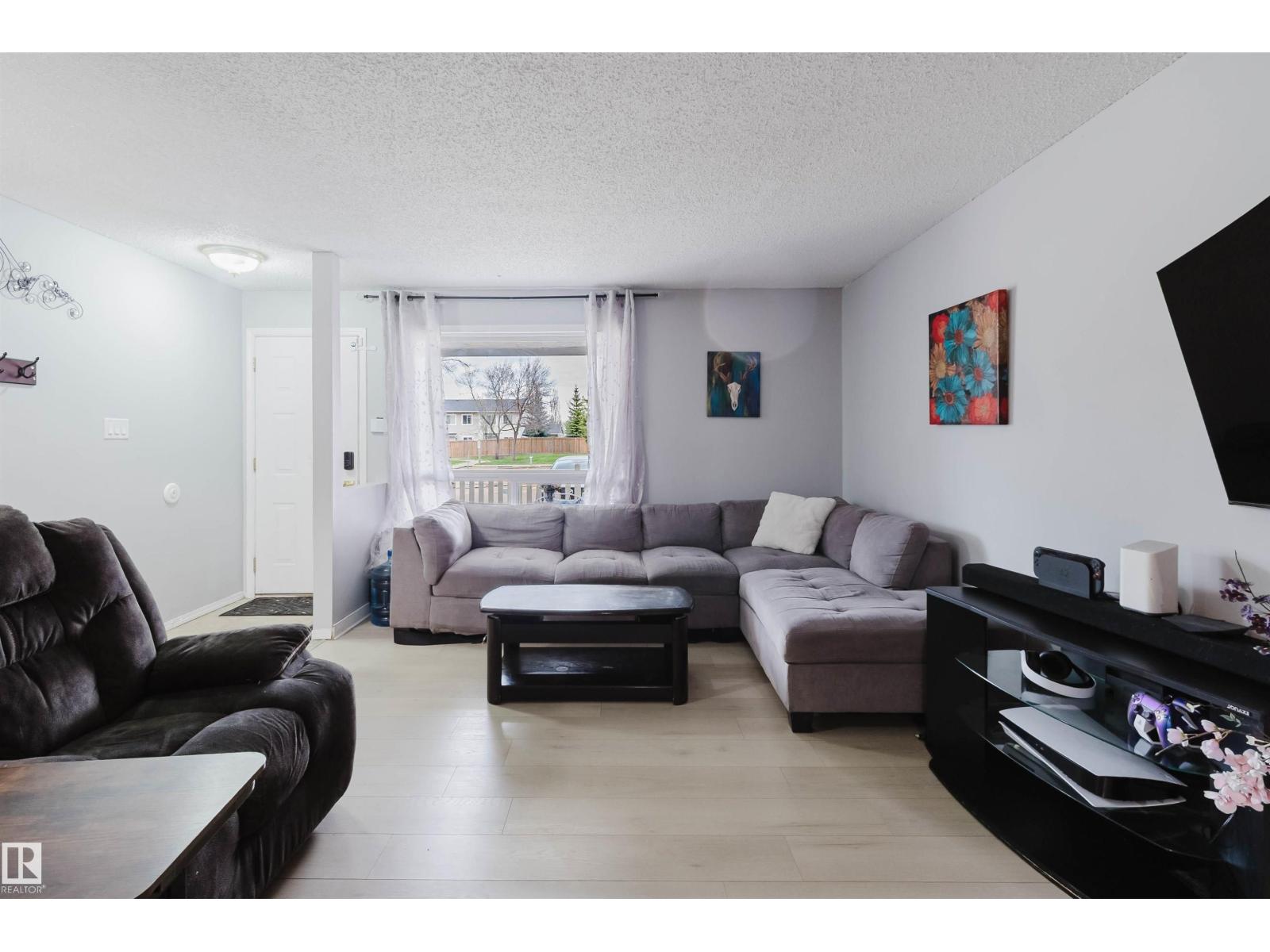 15017 26 ST NW - 6