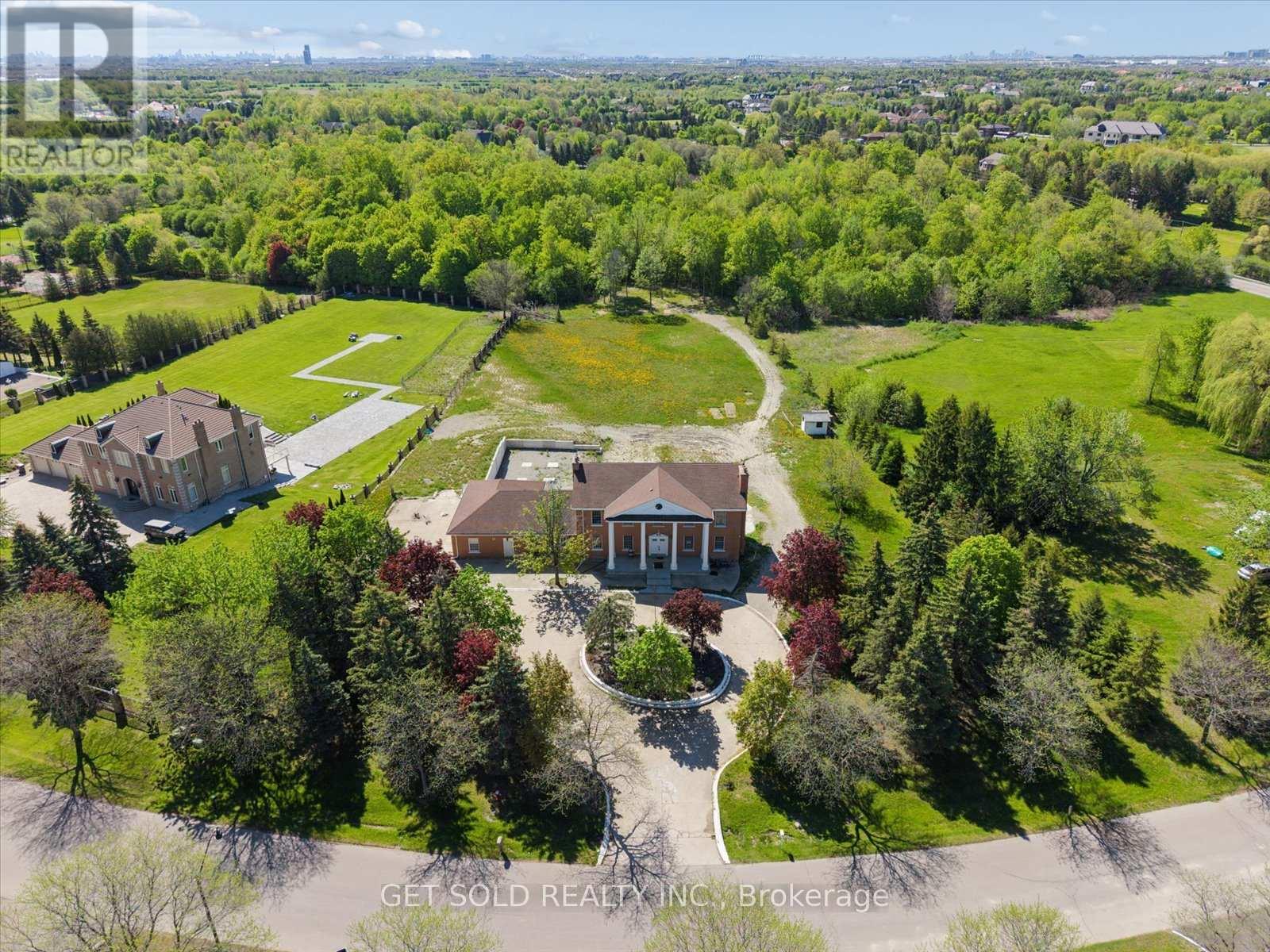 6 BOWMAN AVENUE - 22