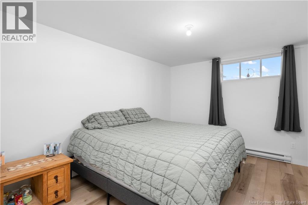 2 Robert Street - 34