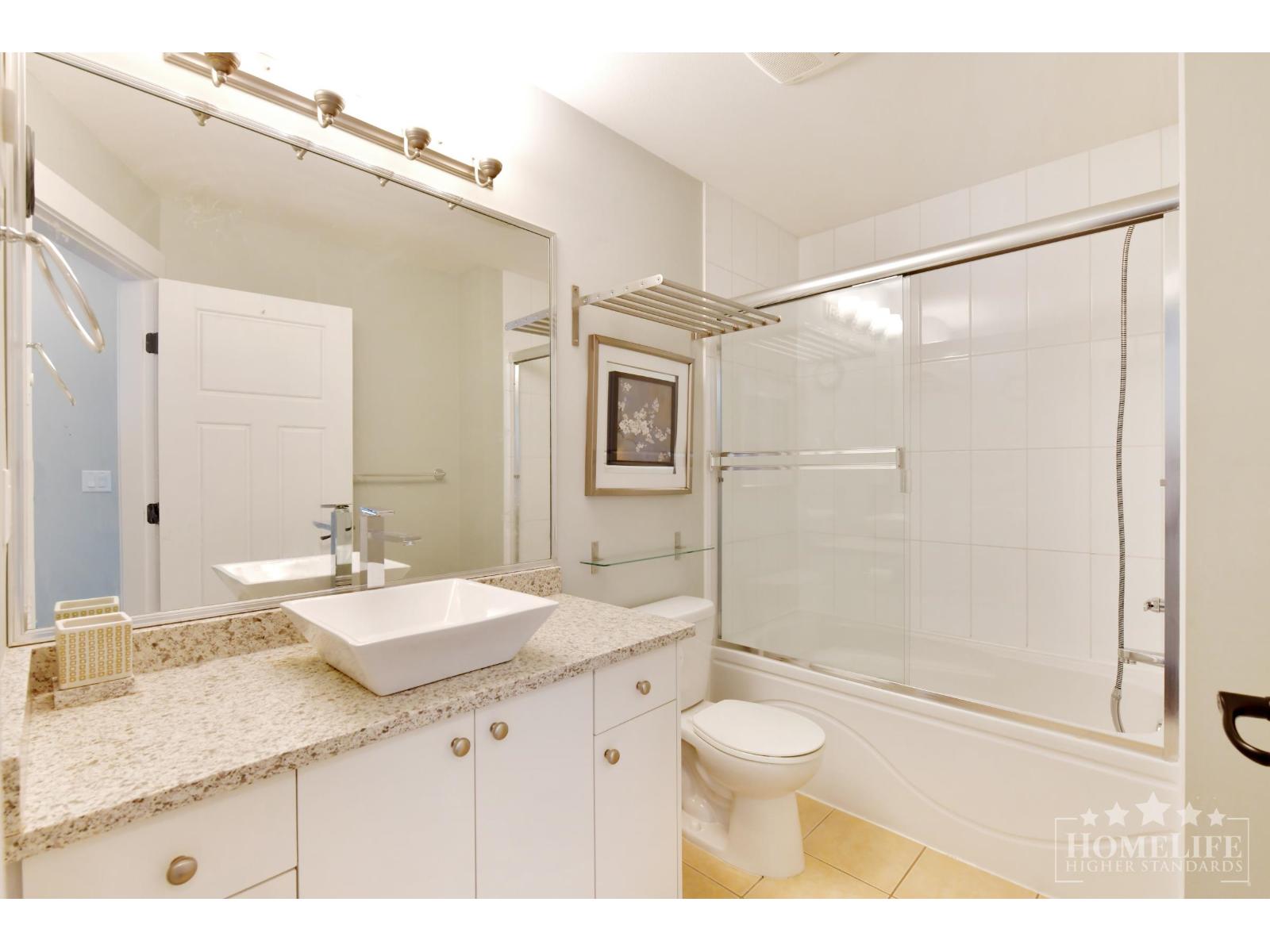 1 Bed, 1 Bath Other for Rent in Surrey – Coach House 7309 191B STREET, Surrey – MLS# R3126954 - Image 11