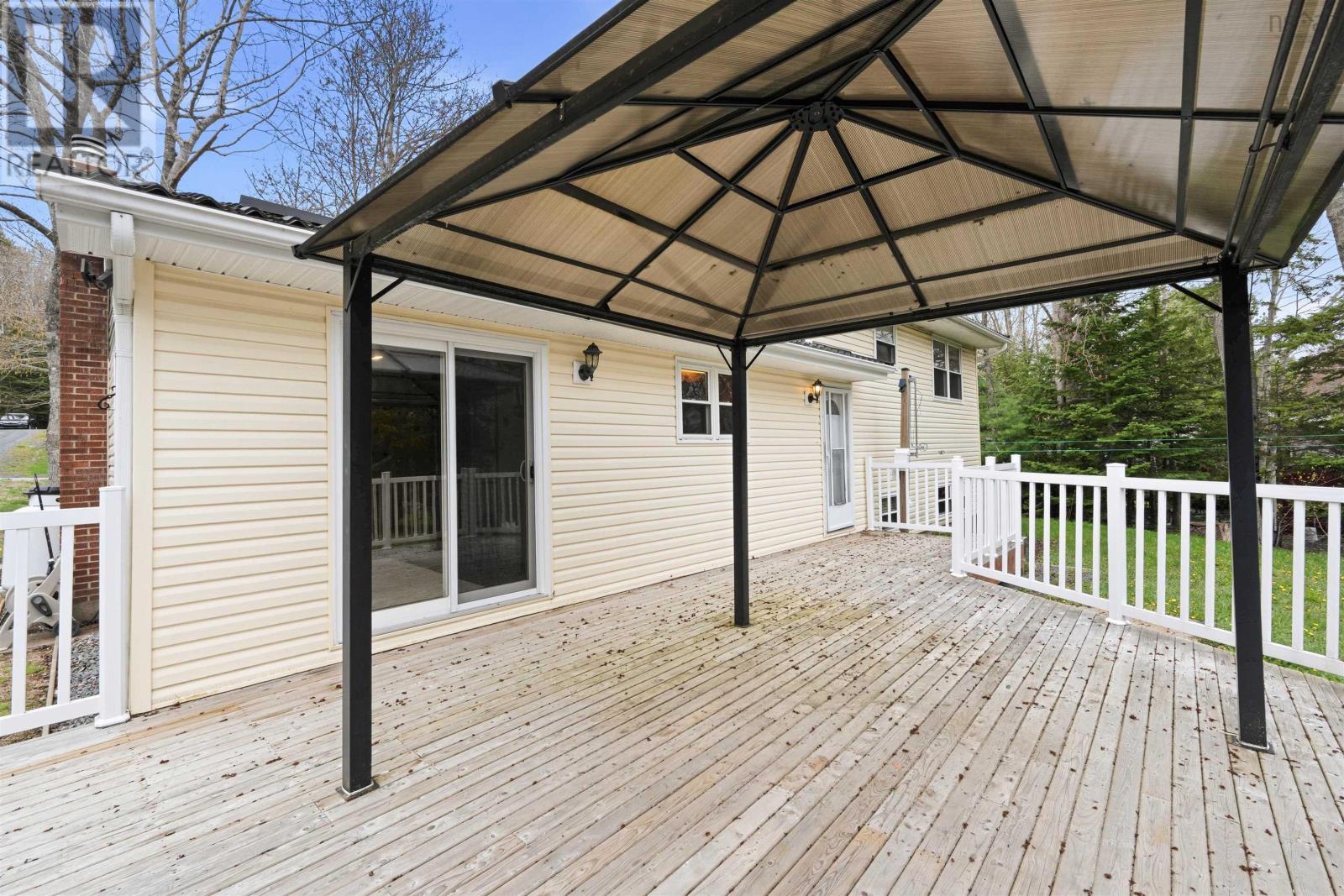 81 Armanda Crescent - 33