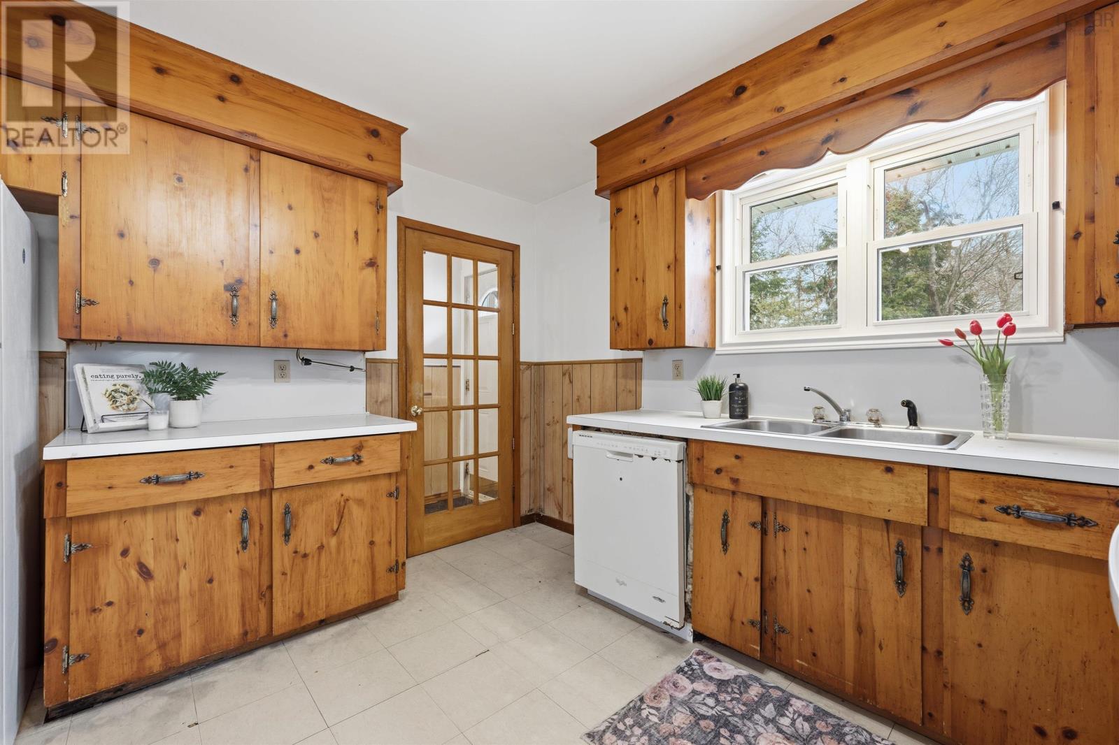 81 Armanda Crescent - 12