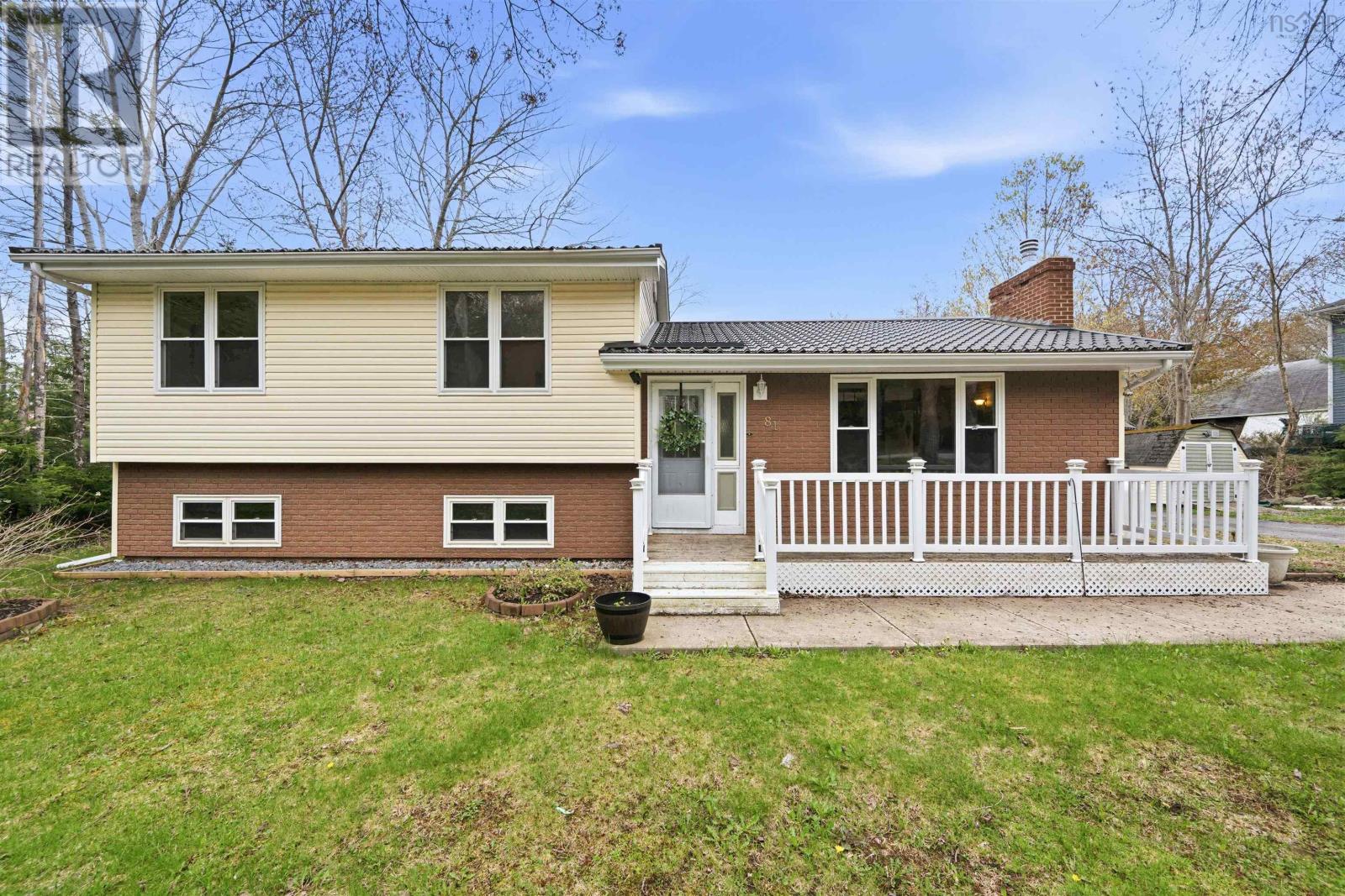 81 Armanda Crescent - 2
