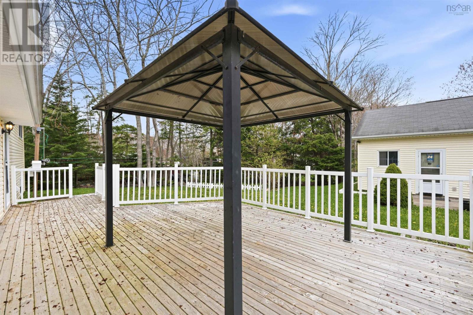 81 Armanda Crescent - 32