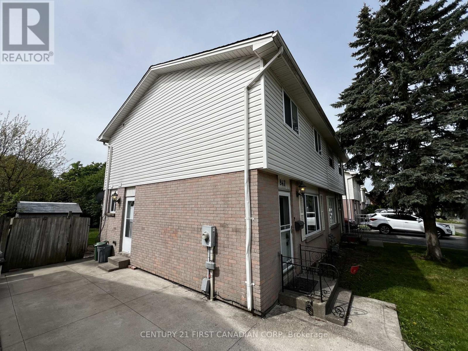 847 JALNA BOULEVARD - 4
