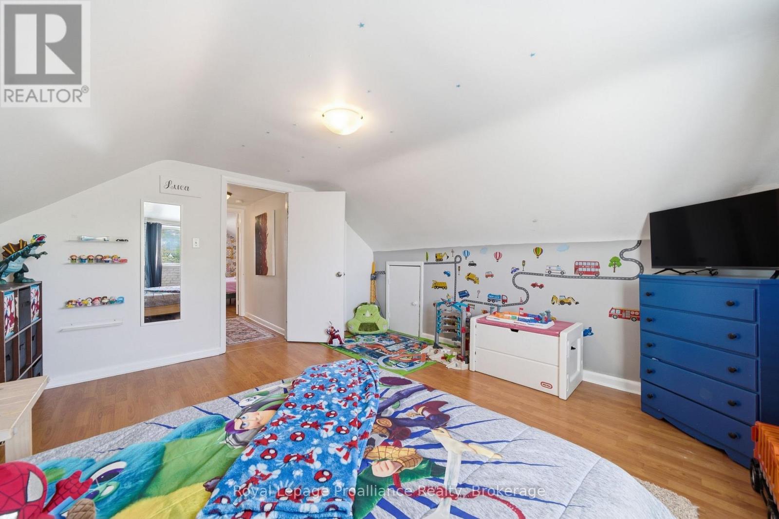 19 COLEMAN DRIVE - 27