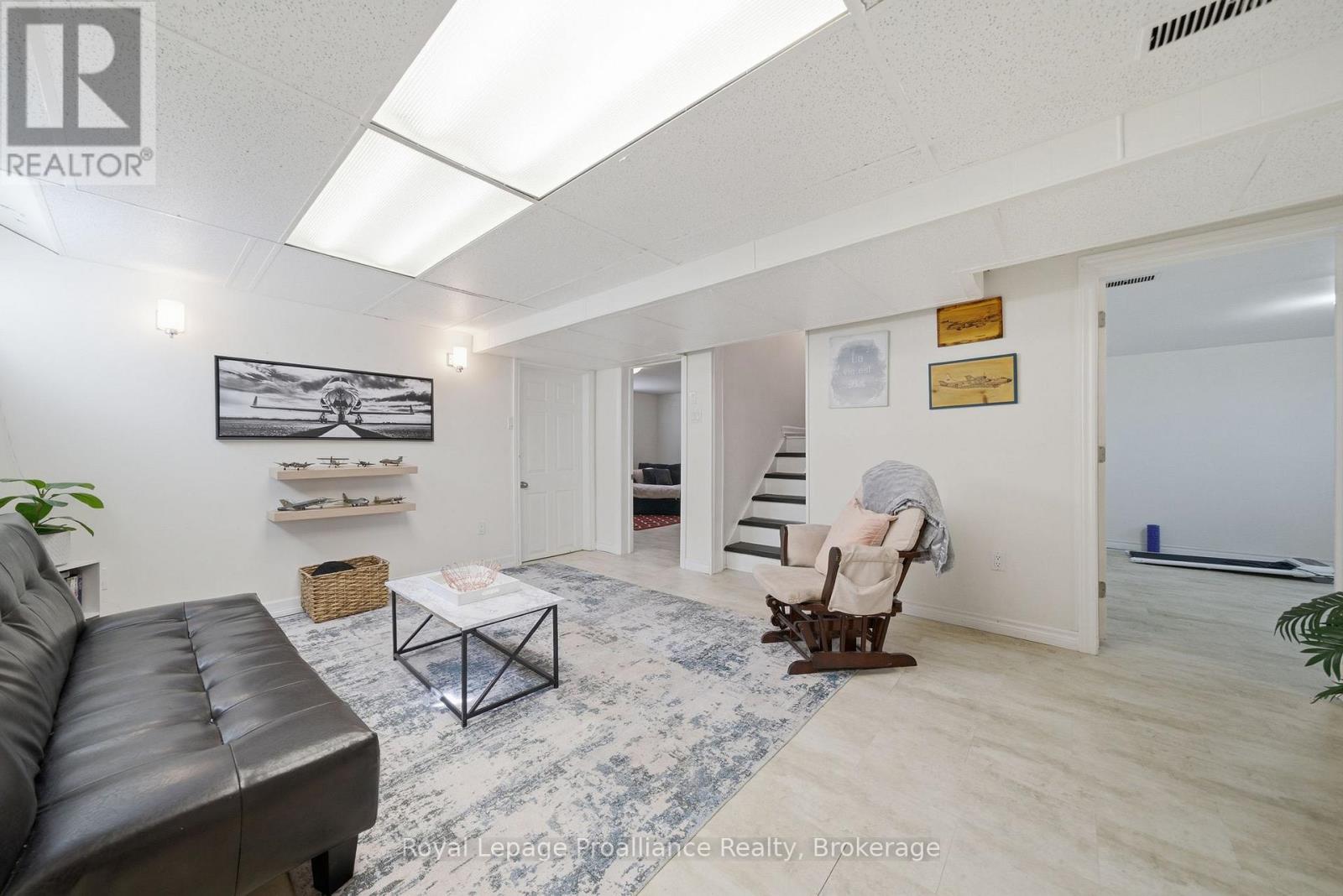19 COLEMAN DRIVE - 31