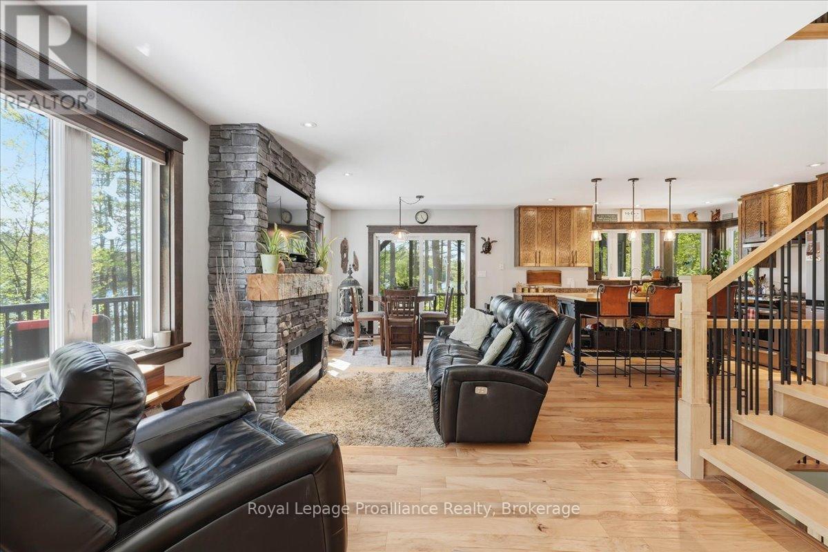 2134 BEACH ROAD - 13