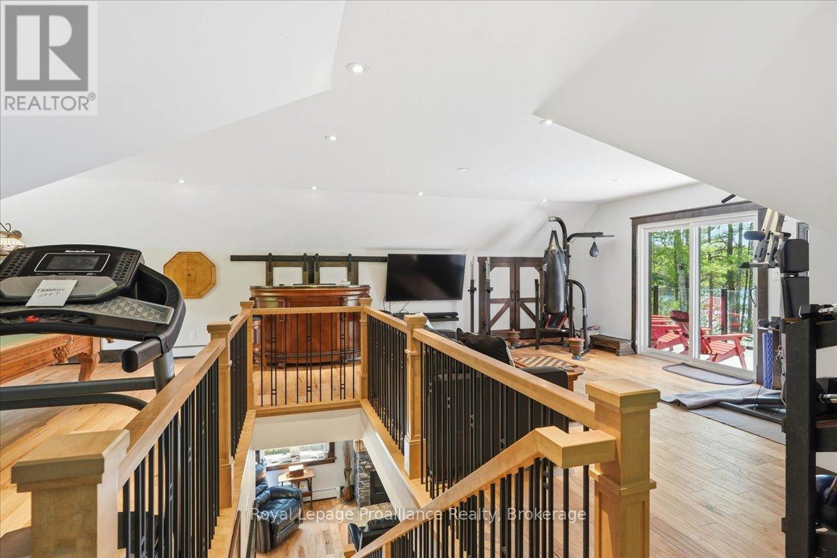2134 BEACH ROAD - 22