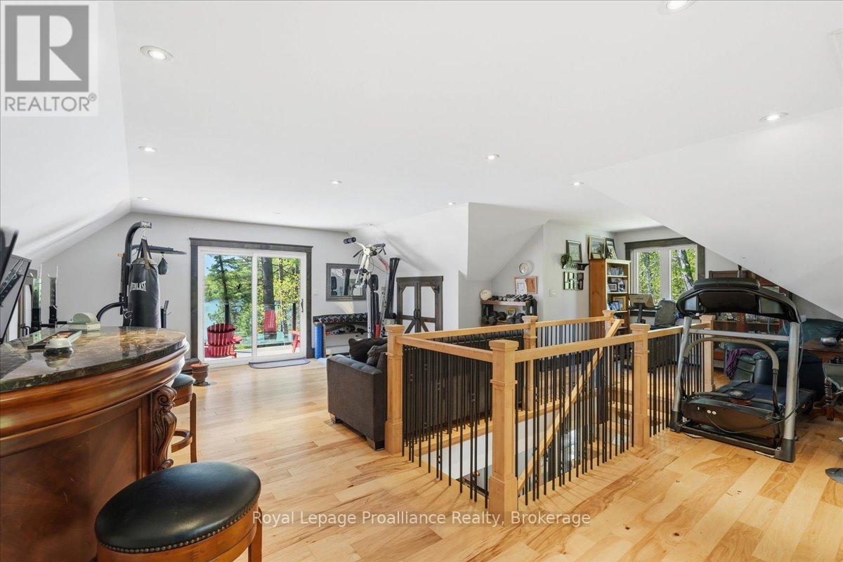 2134 BEACH ROAD - 24