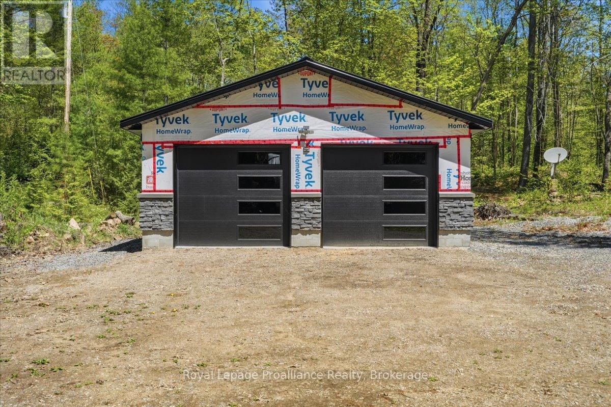 2134 BEACH ROAD - 34
