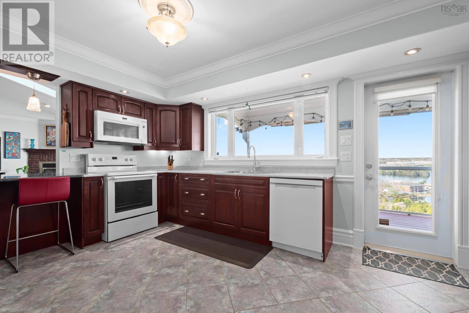 Property 24 of 44 of 70 Gourok Avenue
