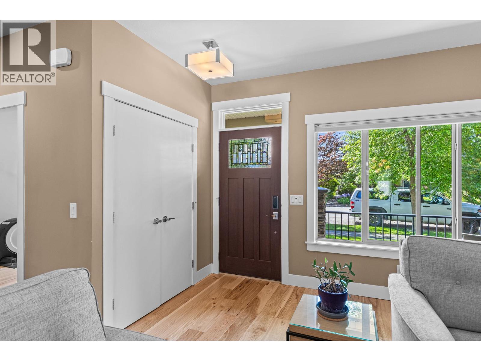  450 Francis Avenue, Kelowna
