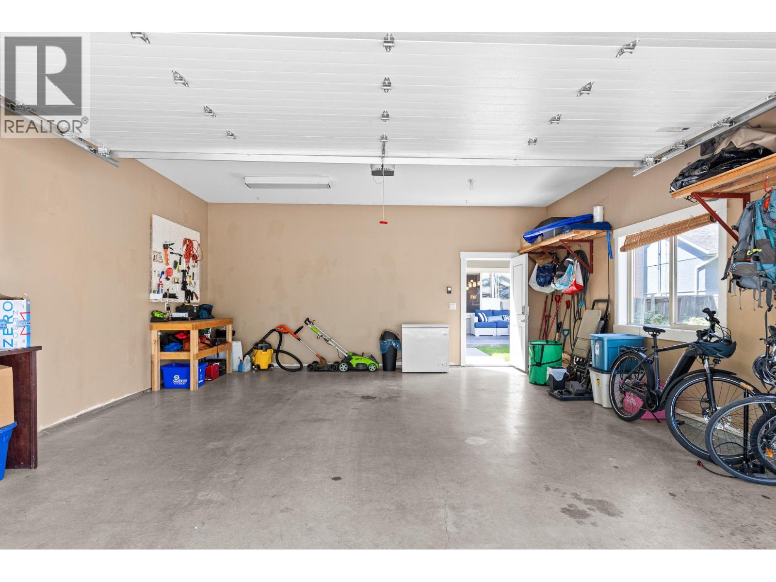  450 Francis Avenue, Kelowna