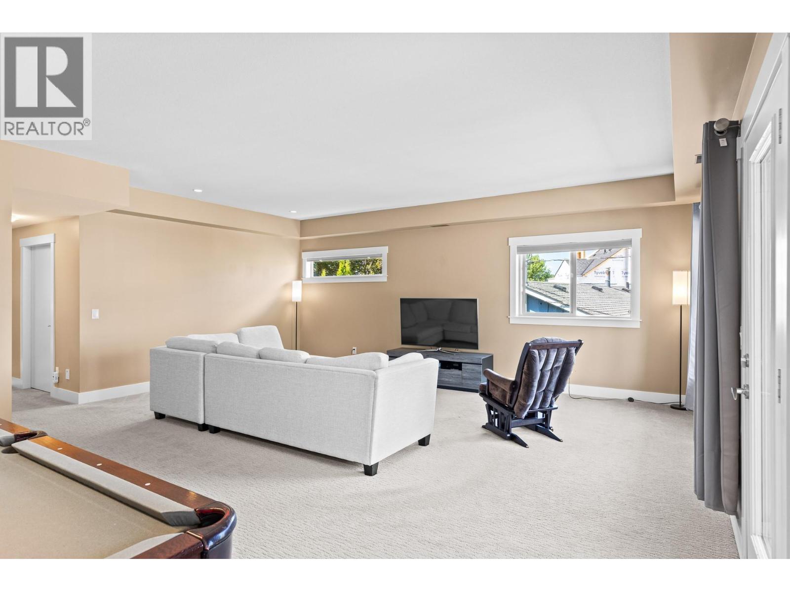  450 Francis Avenue, Kelowna
