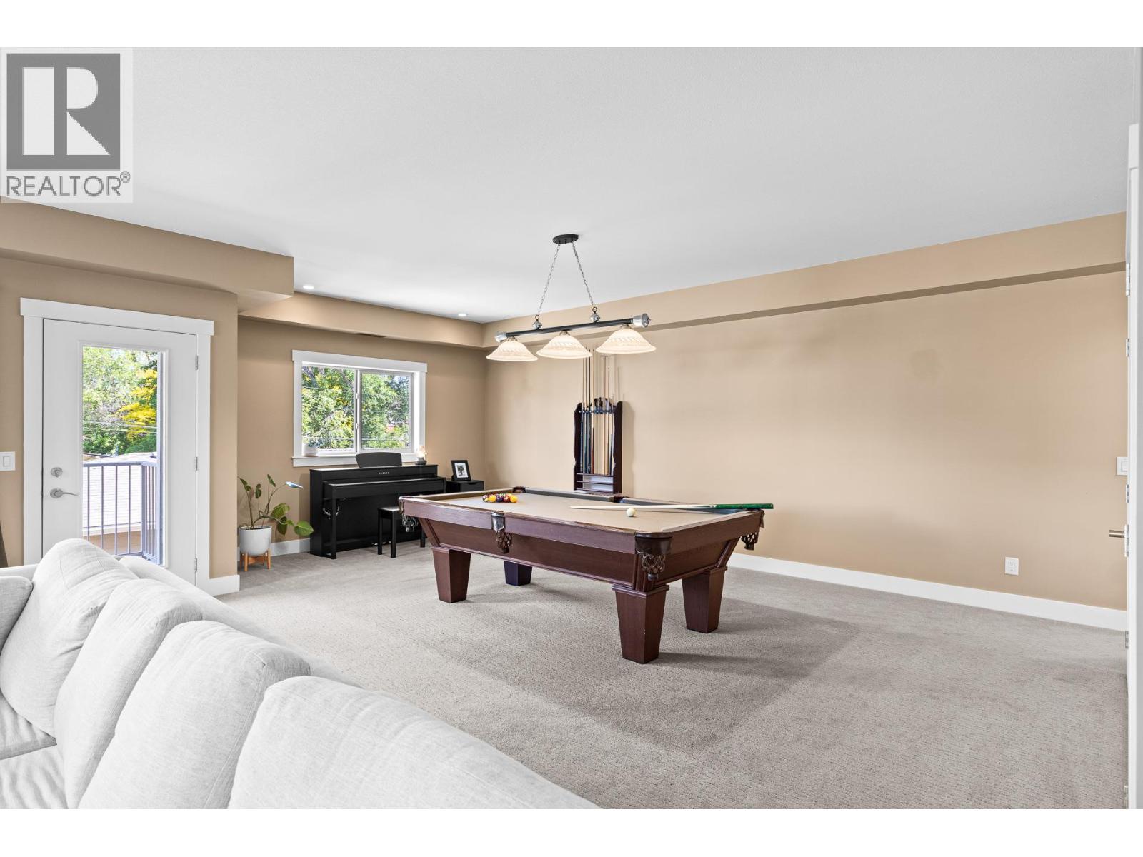 450 Francis Avenue, Kelowna