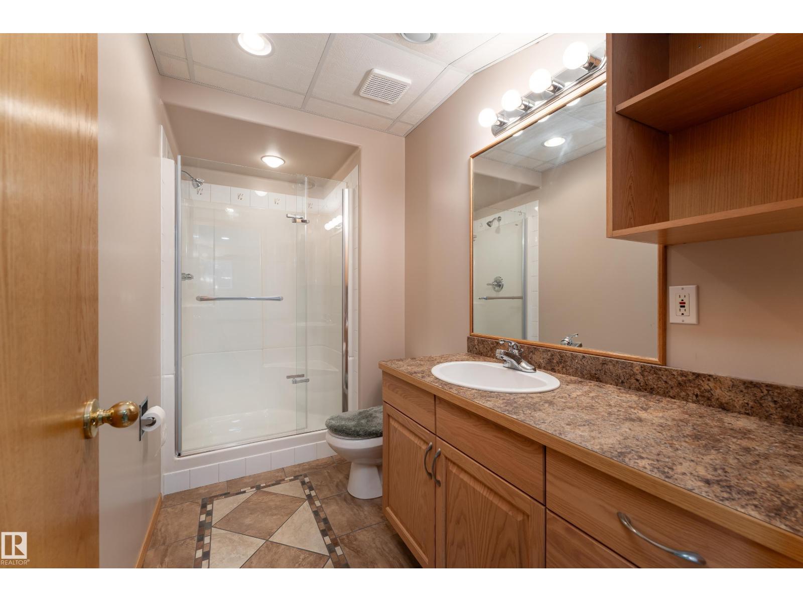 155 FOXHAVEN CR — photo 33
