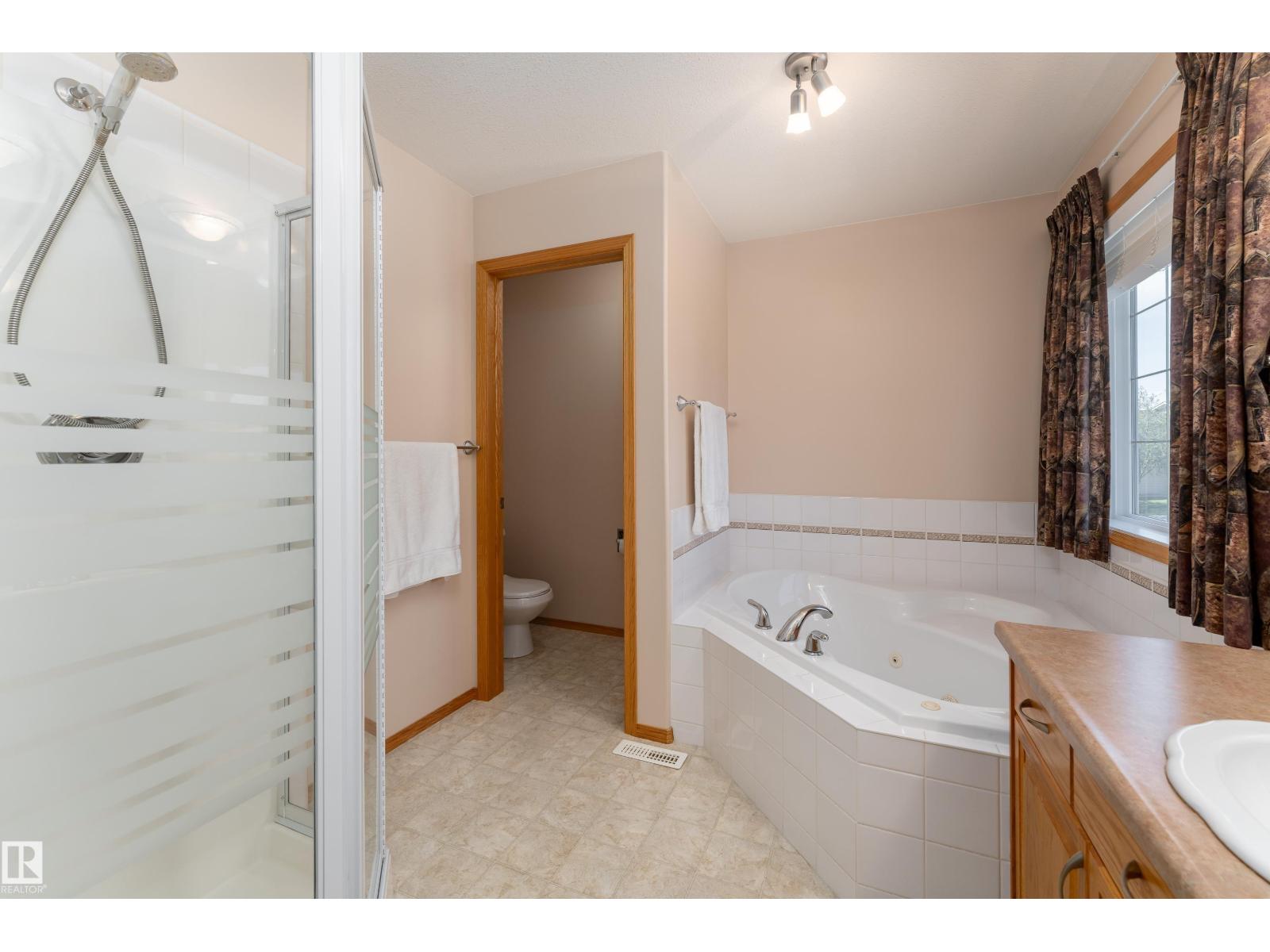 155 FOXHAVEN CR — photo 24