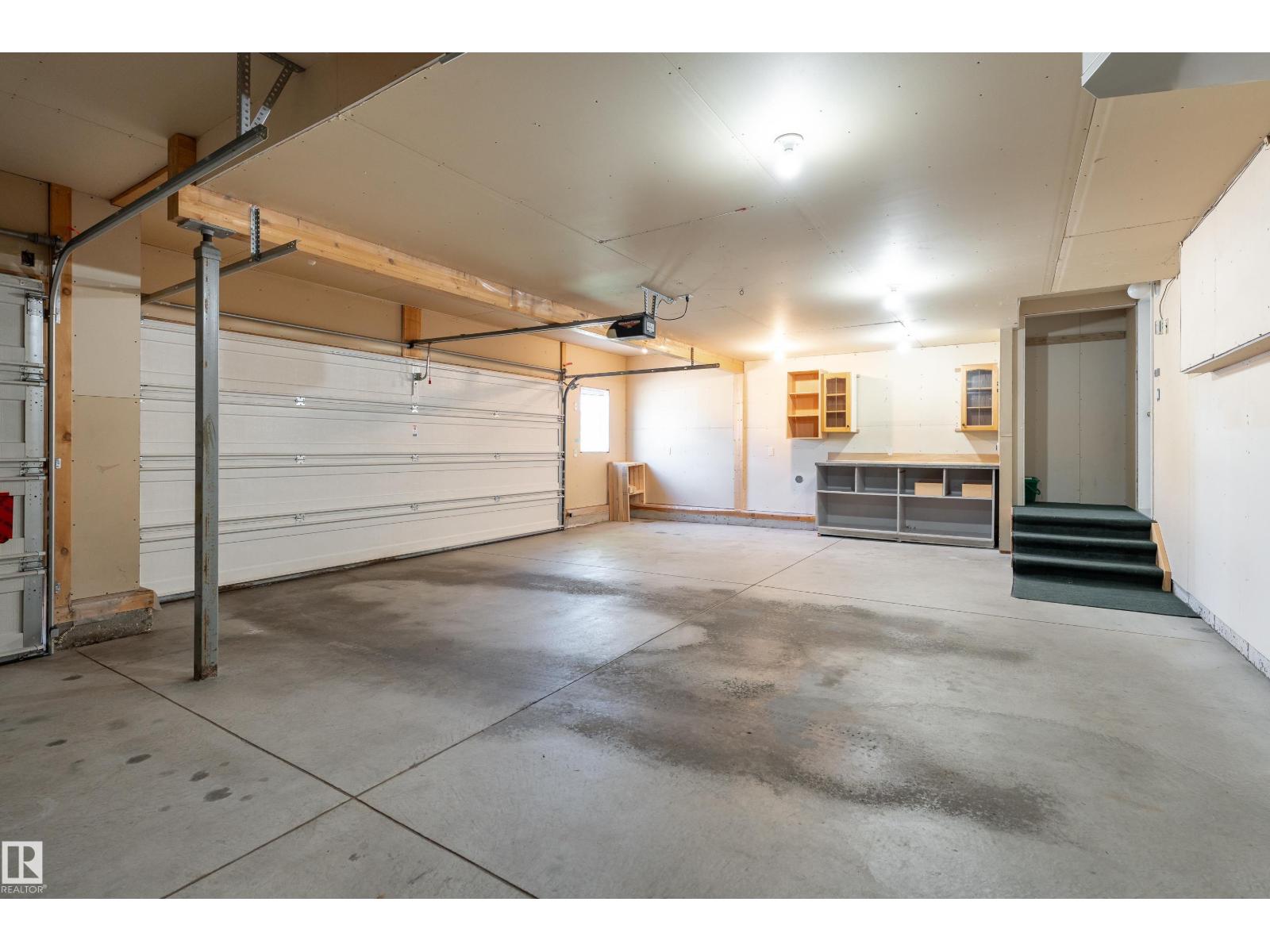 155 FOXHAVEN CR — photo 39