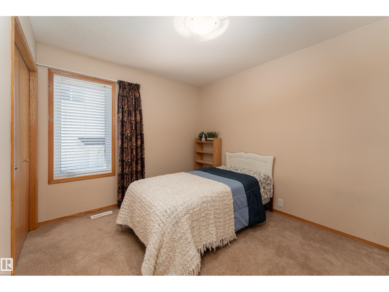 155 FOXHAVEN CR — photo 17