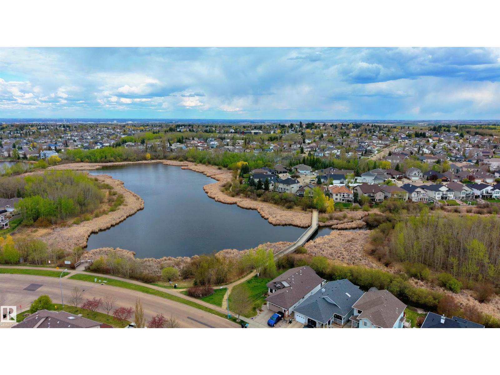 155 FOXHAVEN CR — photo 57