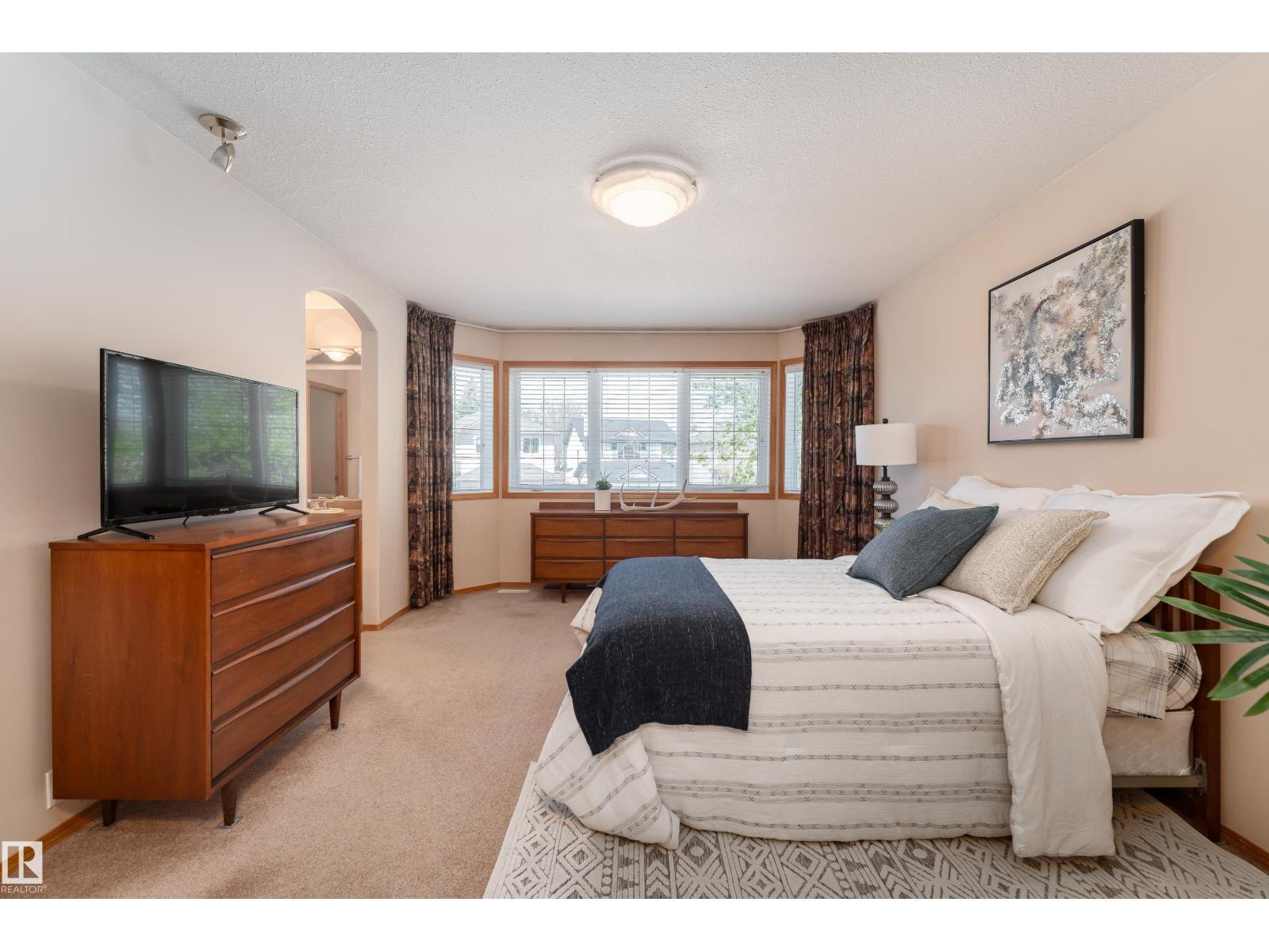 155 FOXHAVEN CR — photo 21