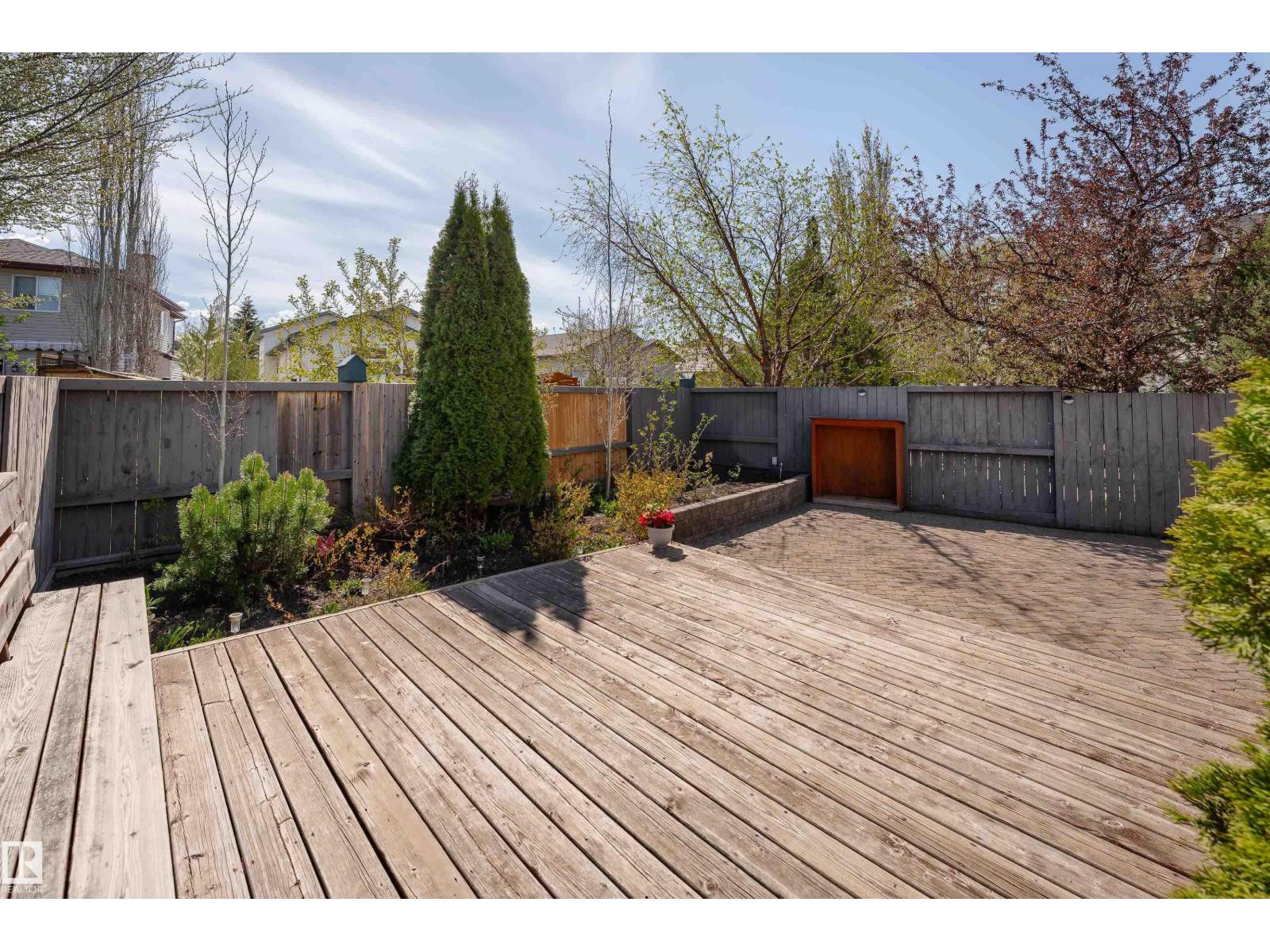 155 FOXHAVEN CR — photo 42