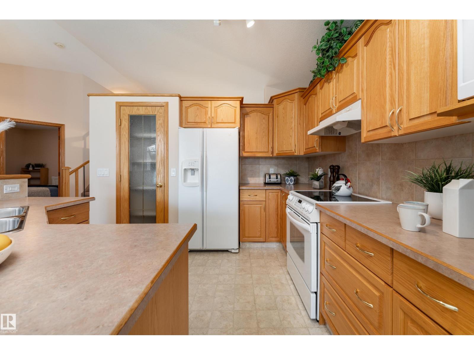 155 FOXHAVEN CR — photo 7