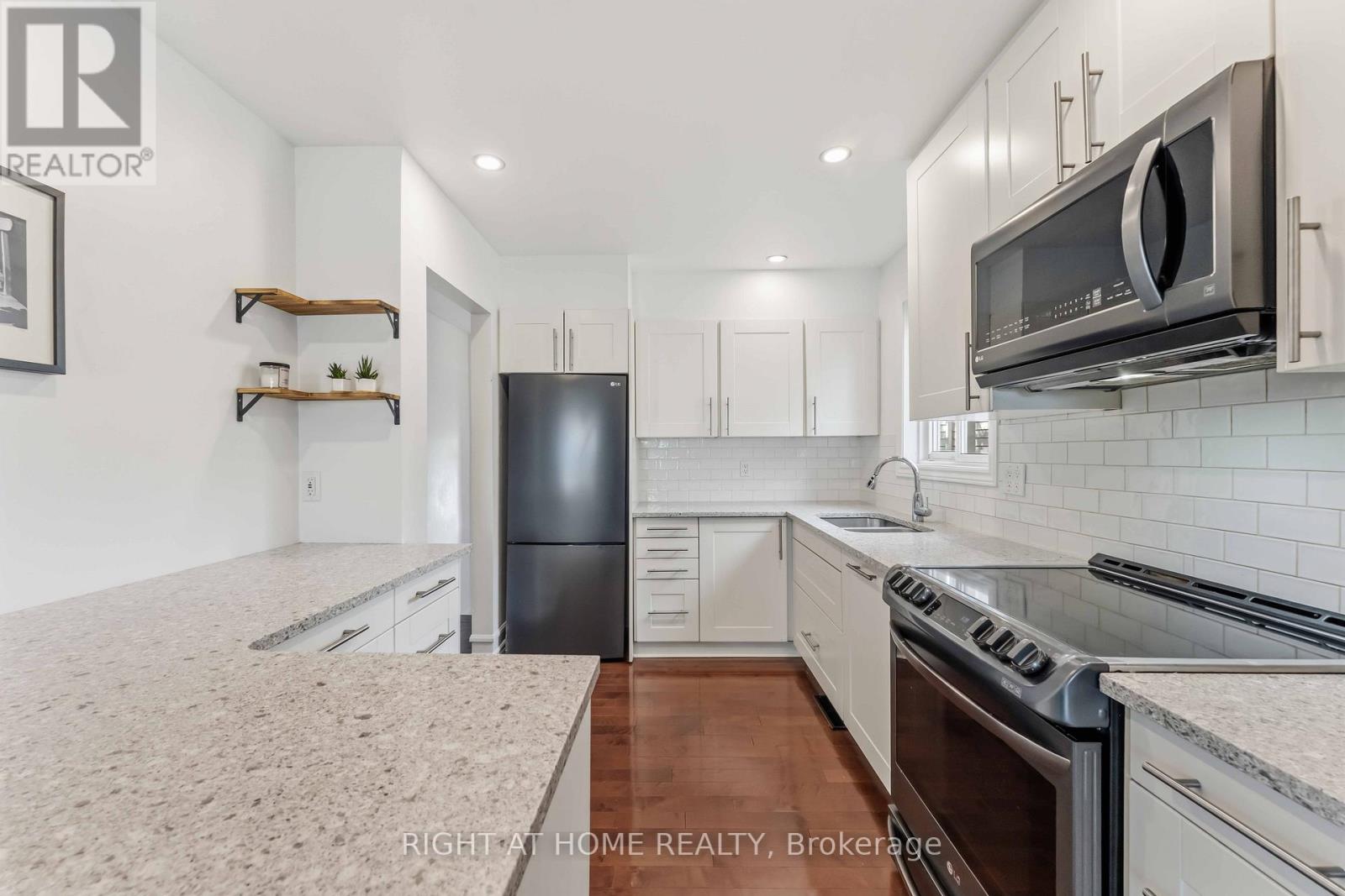 981 BARWELL AVENUE - 15