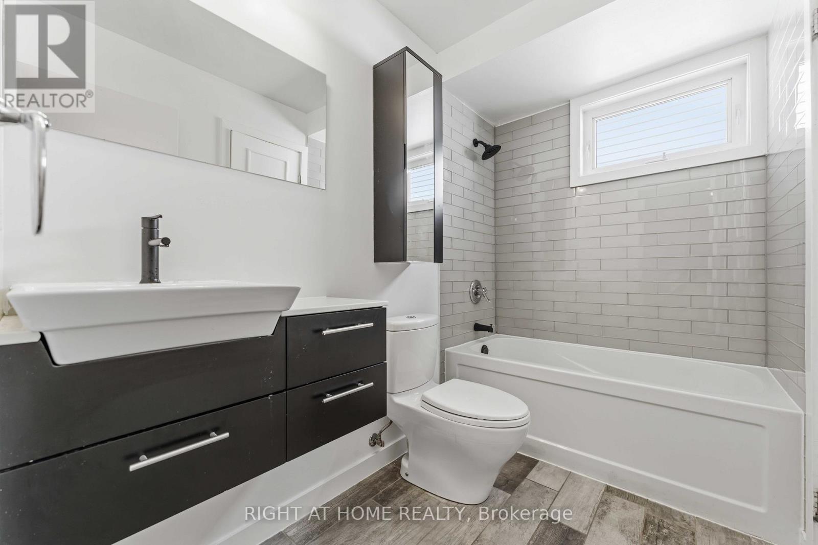 981 BARWELL AVENUE - 19