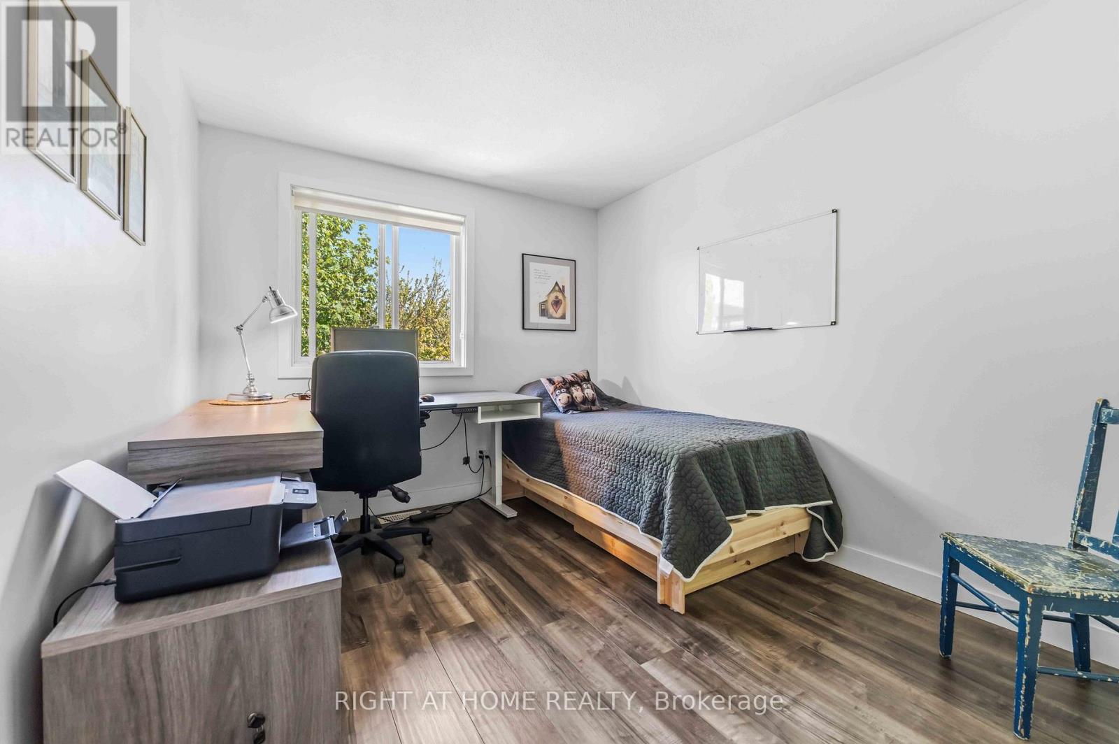 981 BARWELL AVENUE - 23