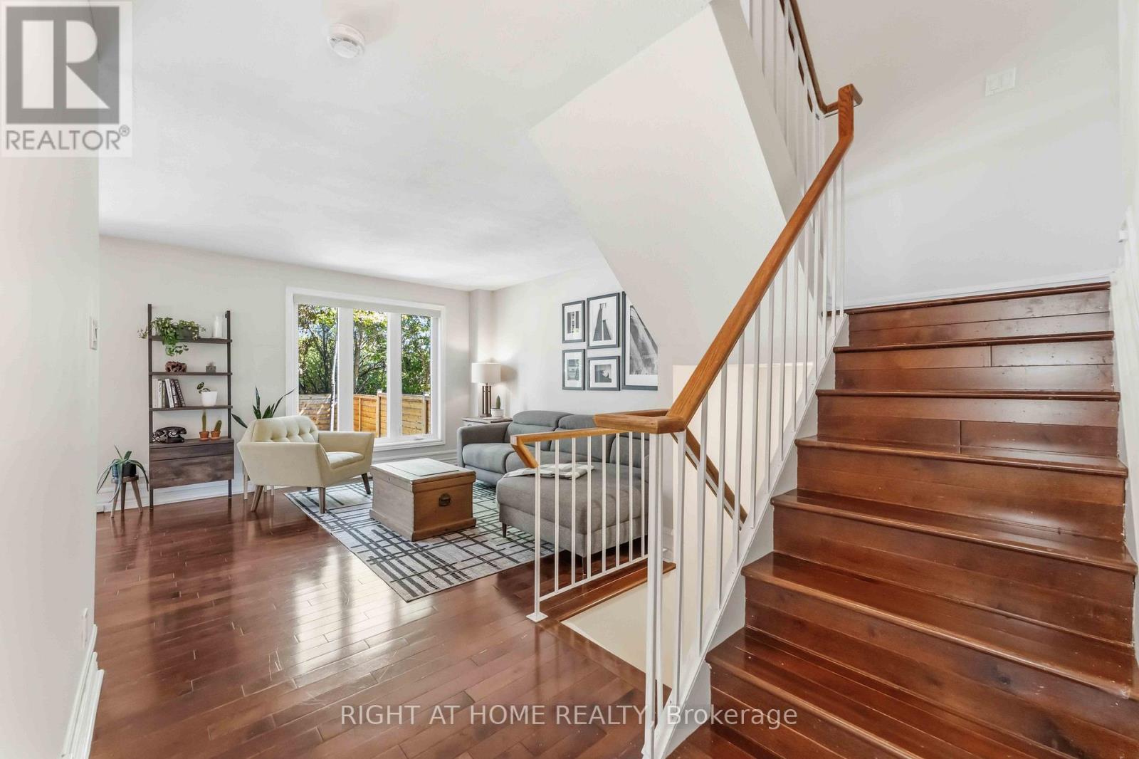 981 BARWELL AVENUE - 6