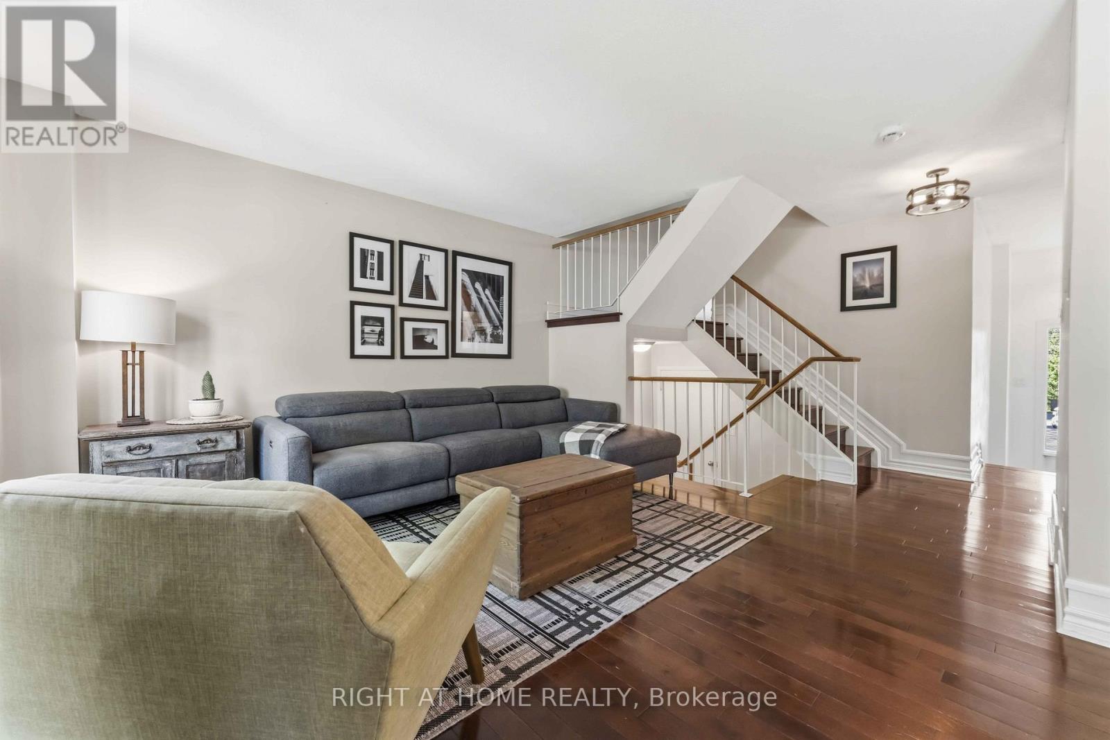 981 BARWELL AVENUE - 9
