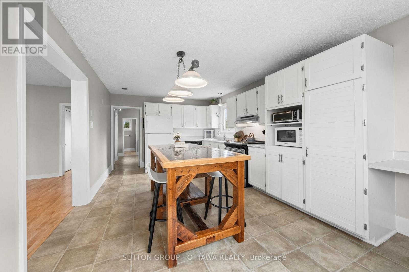 1231 ST AUGUSTIN ROAD - 21