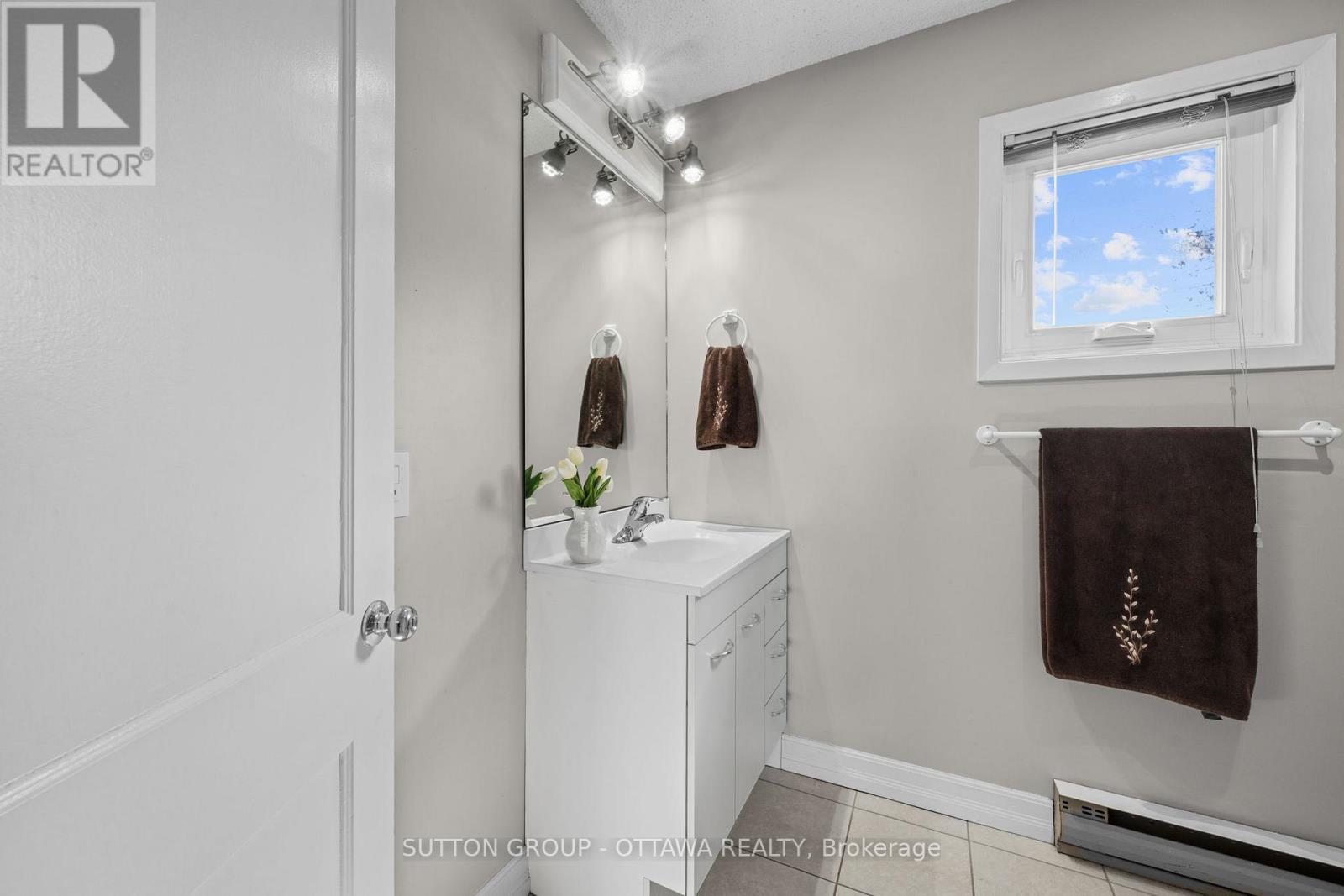1231 ST AUGUSTIN ROAD - 47