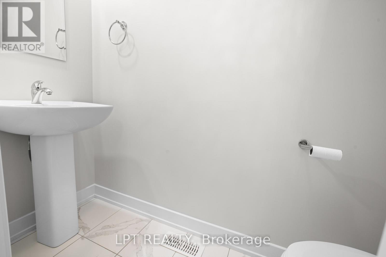 932 KATIA STREET - 23