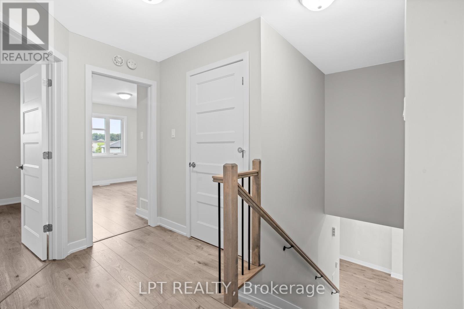 932 KATIA STREET - 25