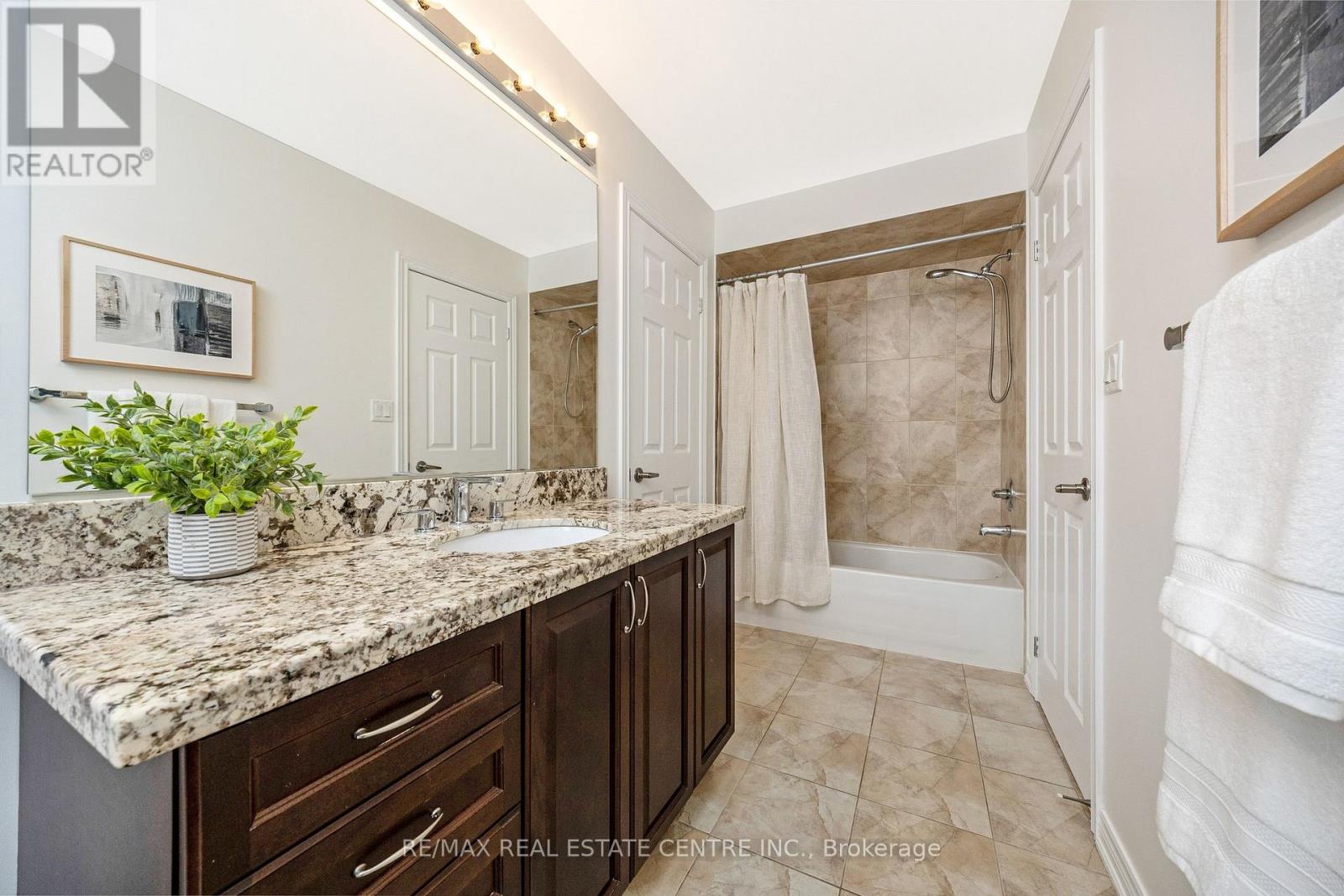 3168 WATERCLIFFE COURT - 34