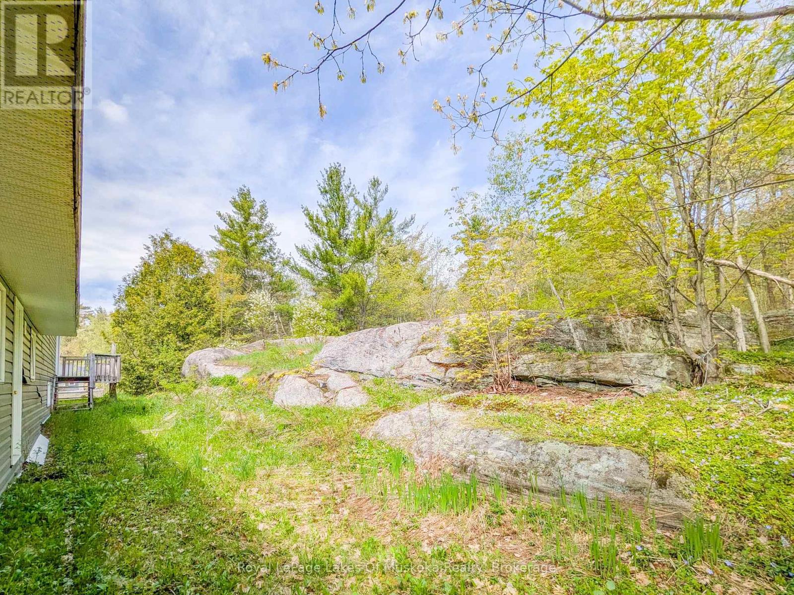 1314 WINHARA ROAD - 40