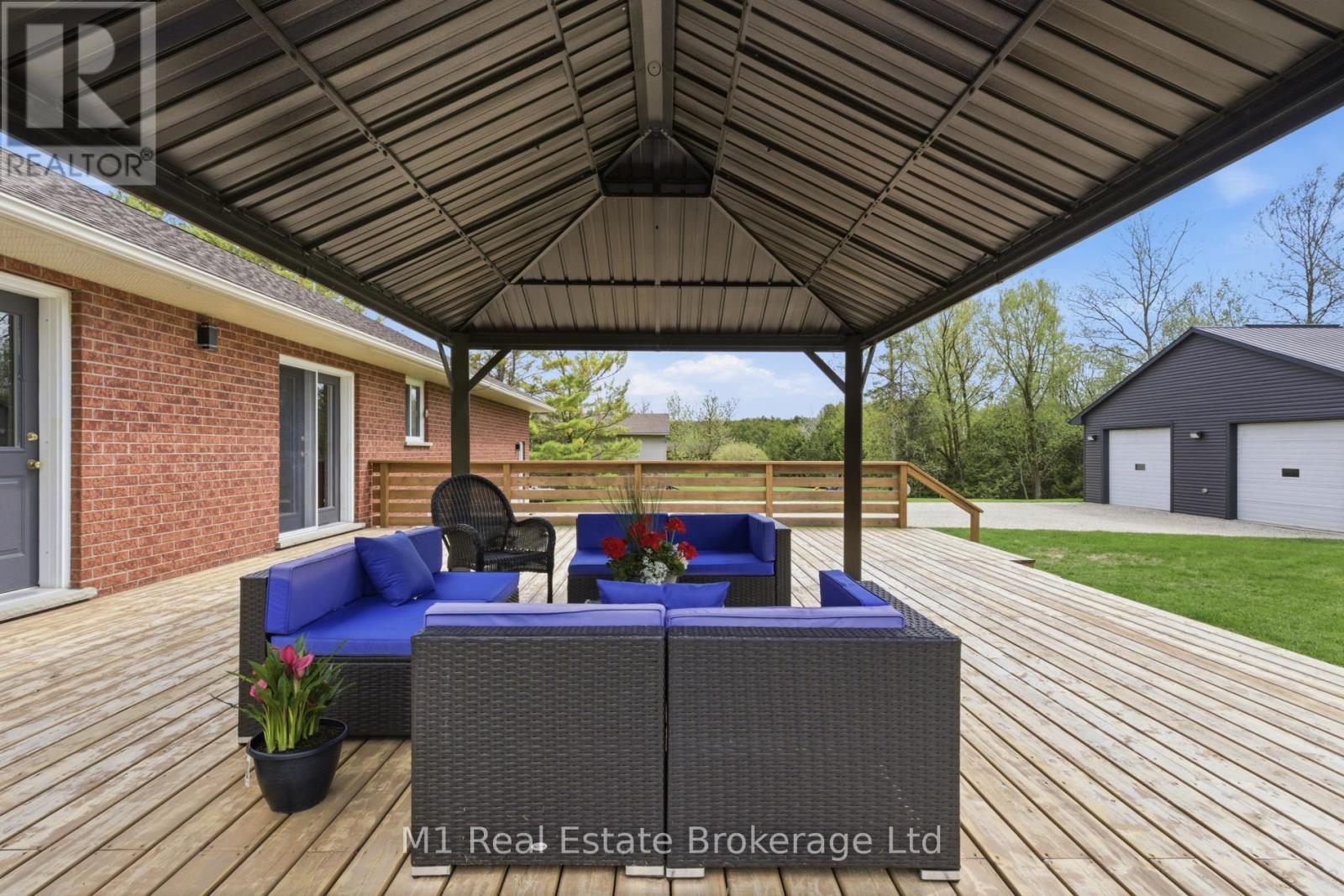 9632 CONCESSION RD 4 N - 27
