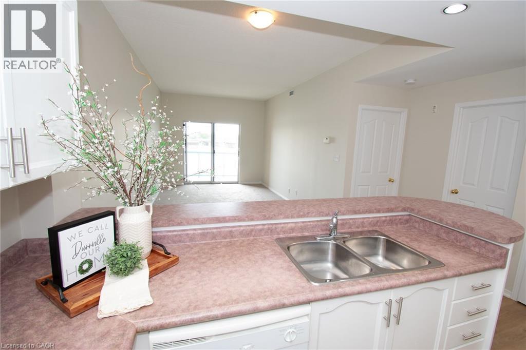 1-bedroom home for sale at 210 MAIN Street E Unit# 205, Dunnville ON · photo 16 of 44